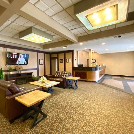 The George Dawson Inn & Conference Centre Dawson Creek Exteriör bild