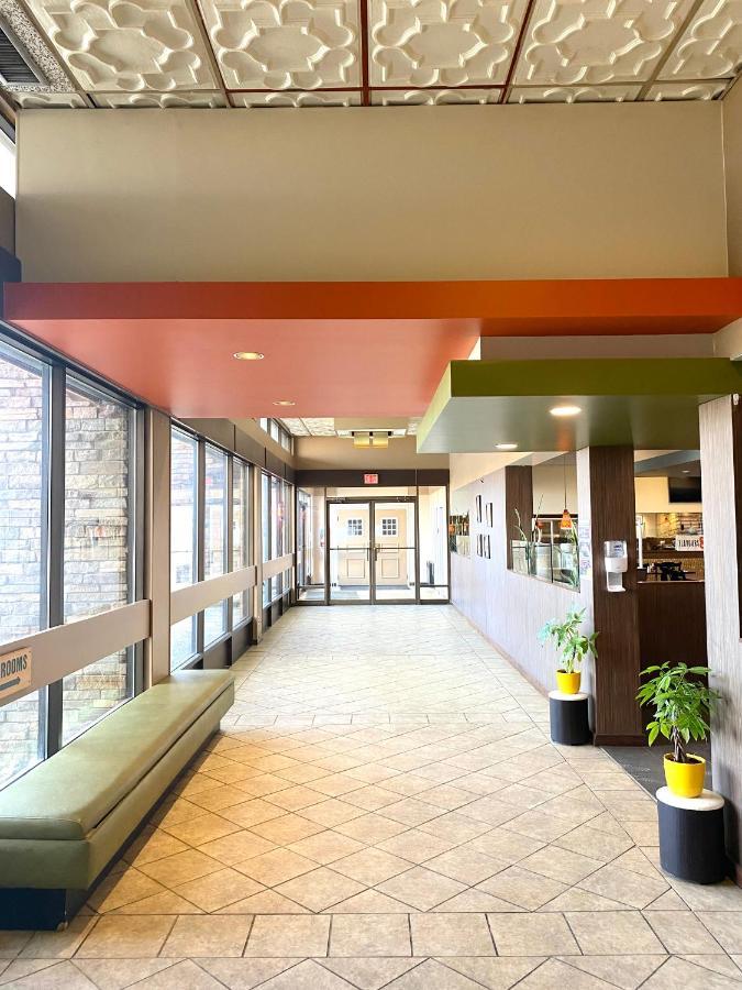 The George Dawson Inn & Conference Centre Dawson Creek Exteriör bild